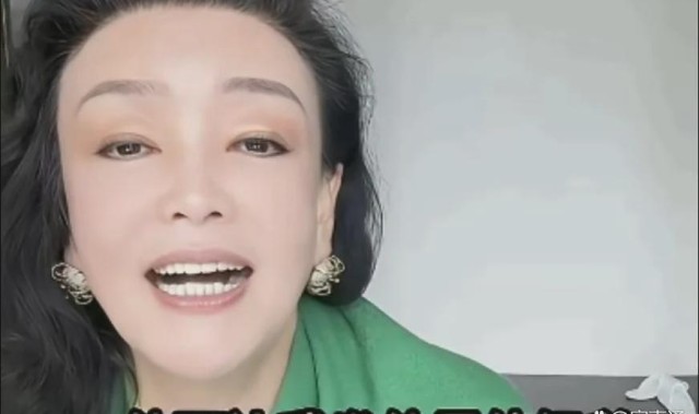 球速体育app-张兰湾湾之行，最寒心的不是儿子的抱怨，而是儿媳的冷漠态度